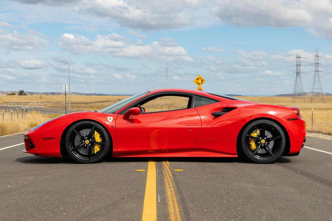 2018 Ferrari 488 GTB - Image 7 of 31