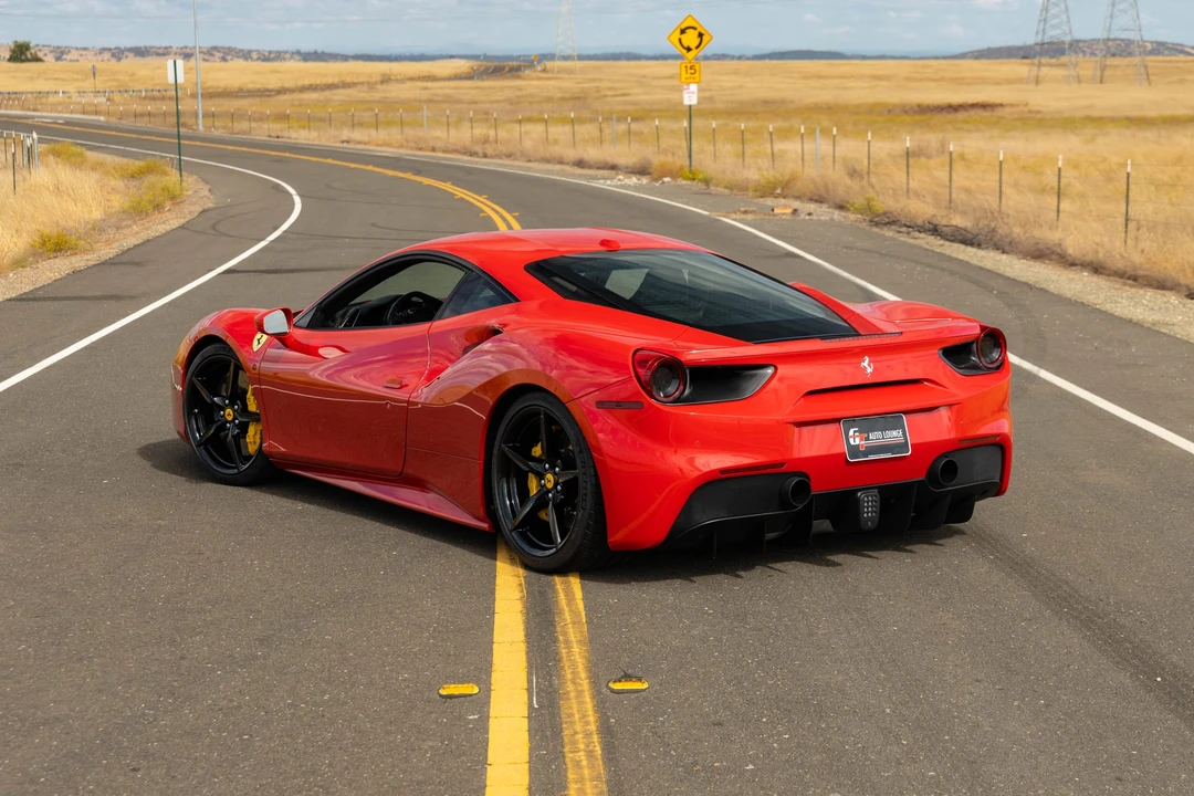2018 Ferrari 488 GTB - Image 9 of 31