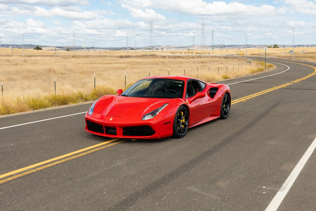 2018 Ferrari 488 GTB - Image 26 of 31