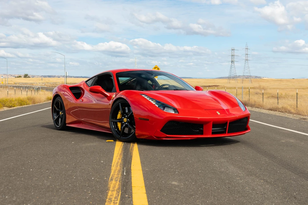 2018 Ferrari 488 GTB - Image 16 of 31