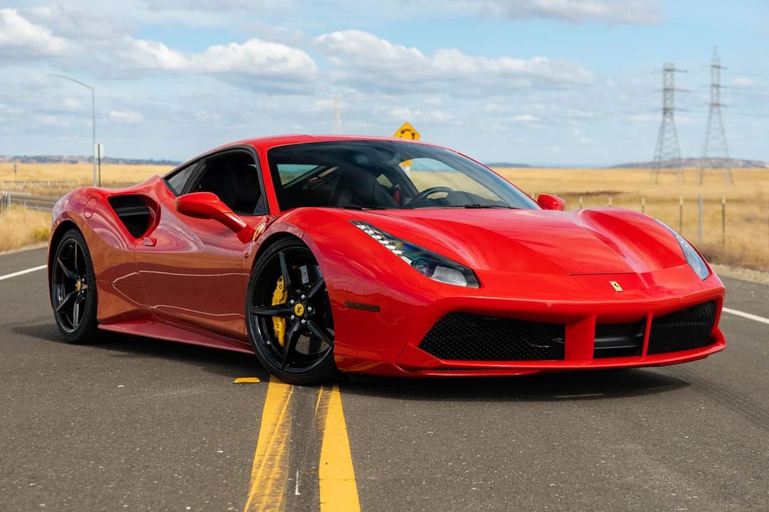 2018 Ferrari 488 GTB - Image 17 of 31