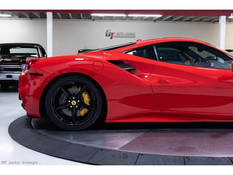 2018 Ferrari 488 GTB - Image 11 of 31