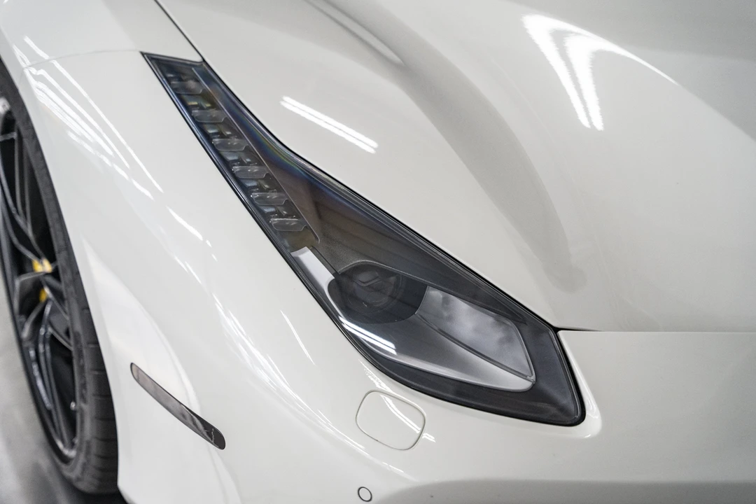 2018 Ferrari 488 GTB - Image 12 of 31