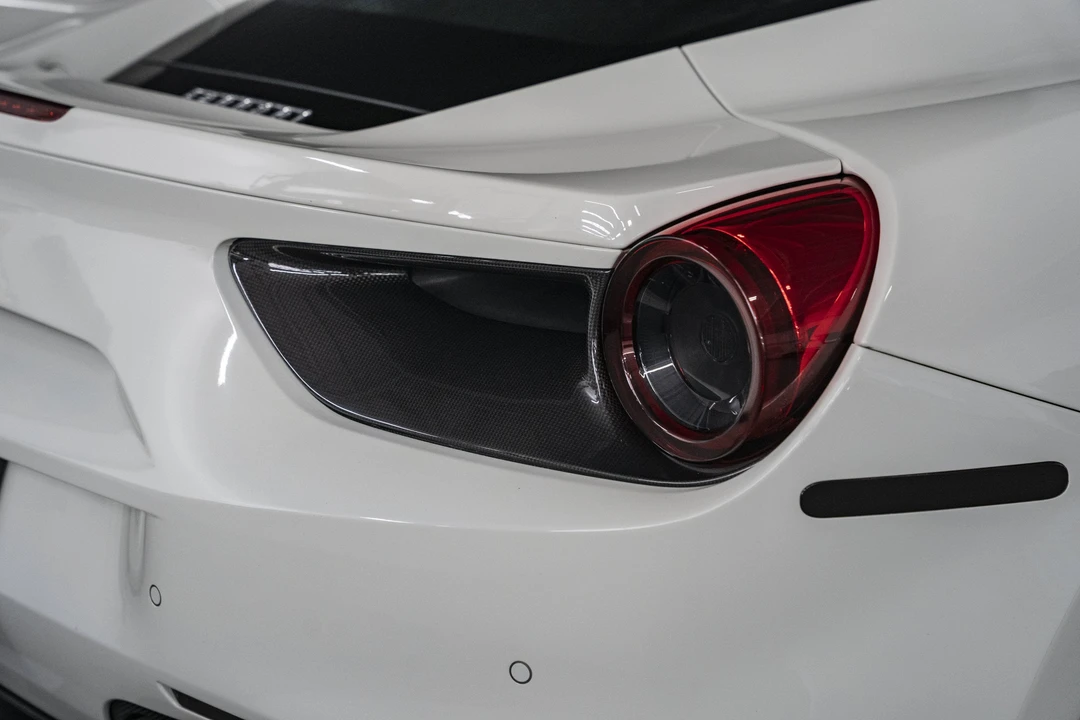 2018 Ferrari 488 GTB - Image 9 of 31