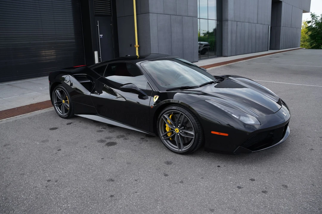 2018 Ferrari 488 GTB - Image 13 of 31
