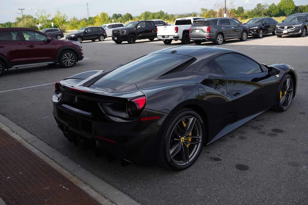 2018 Ferrari 488 GTB - Image 19 of 31