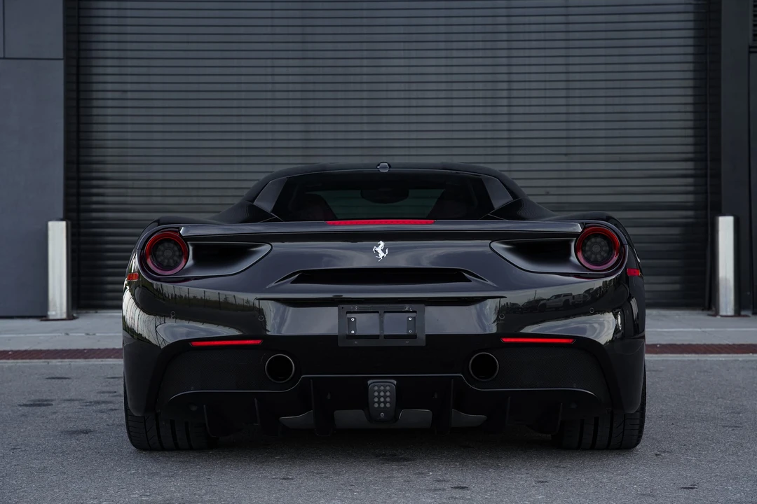 2018 Ferrari 488 GTB - Image 25 of 31