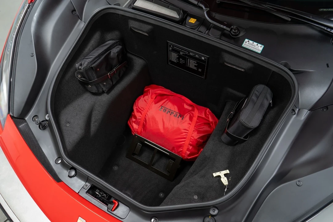 2018 Ferrari 488 GTB - Image 19 of 21
