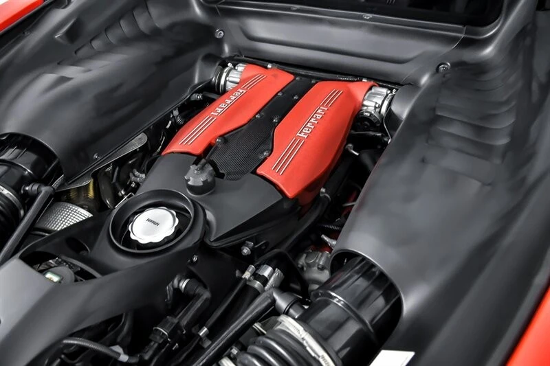 2018 Ferrari 488 GTB - Image 13 of 31
