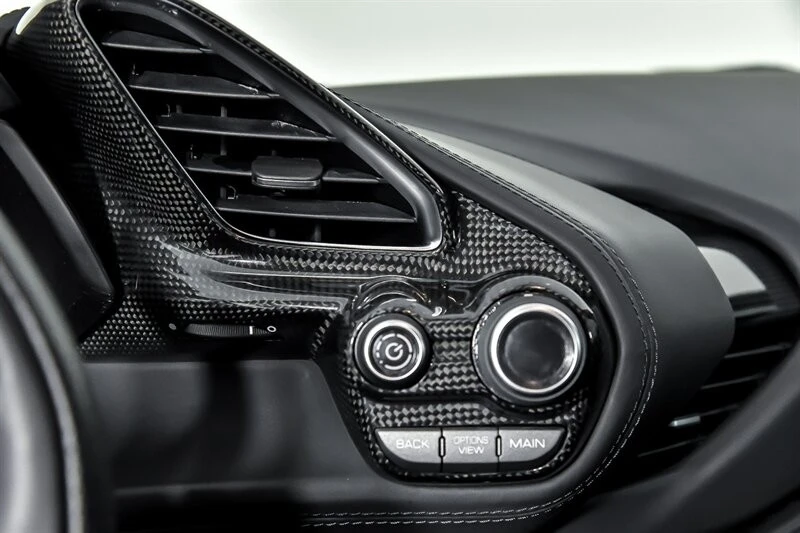 2018 Ferrari 488 GTB - Image 31 of 31