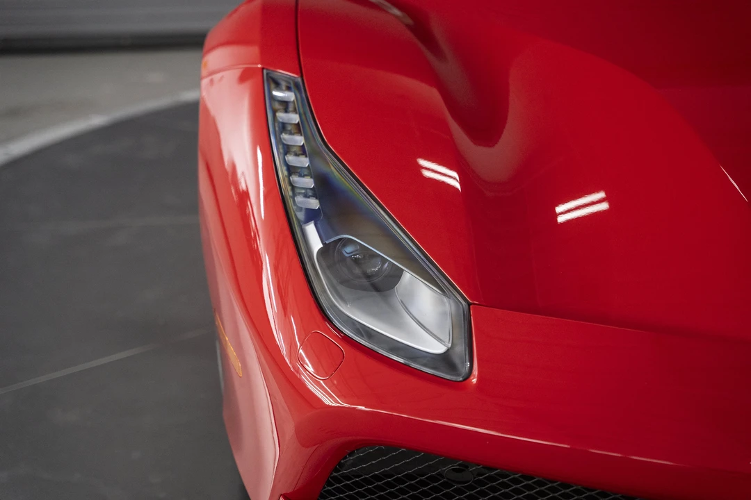 2018 Ferrari 488 GTB - Image 11 of 31