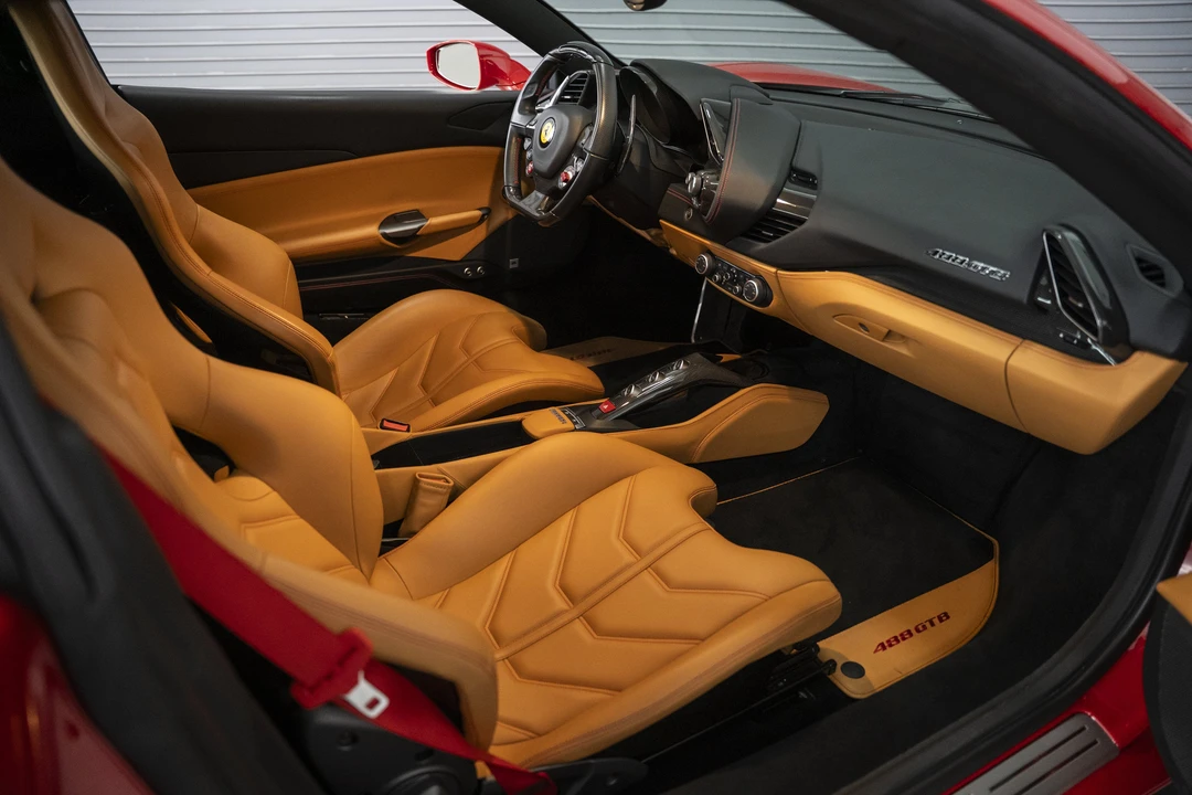 2018 Ferrari 488 GTB - Image 29 of 31