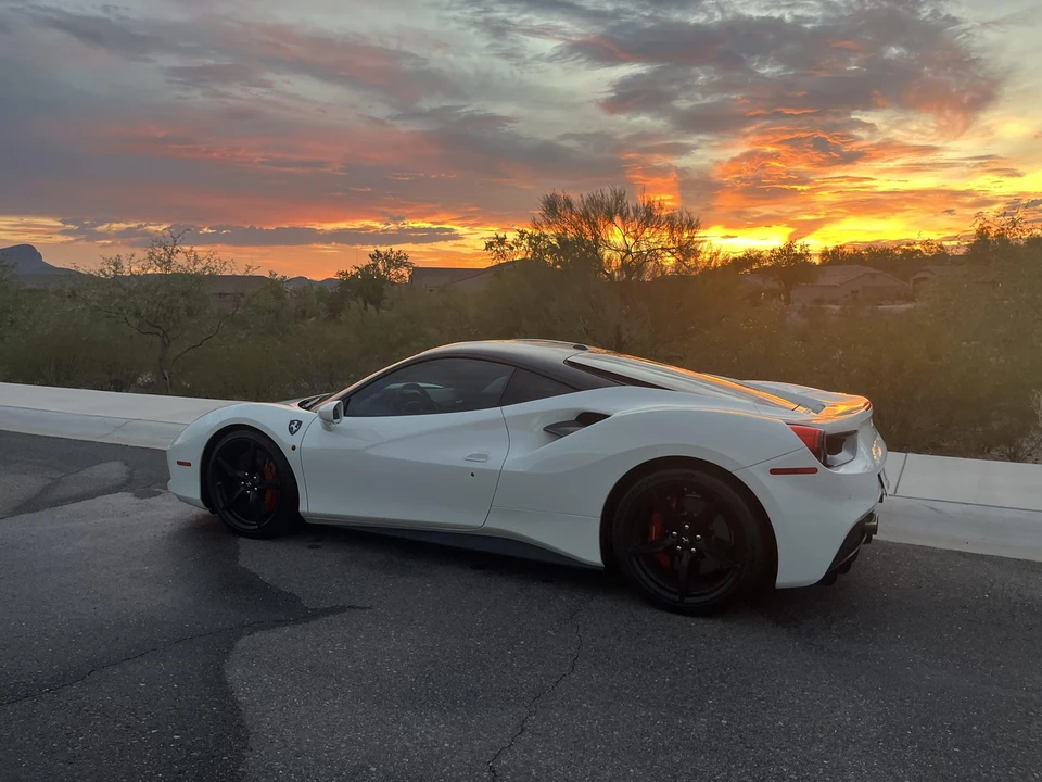 2018 Ferrari 488 GTB - Image 10 of 31