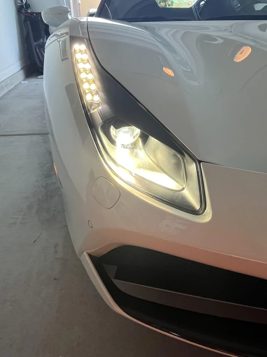 2018 Ferrari 488 GTB - Image 16 of 31