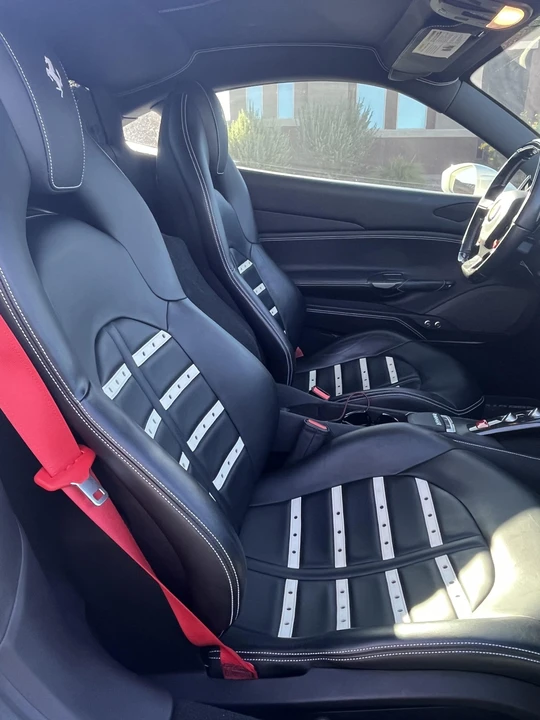 2018 Ferrari 488 GTB - Image 29 of 31
