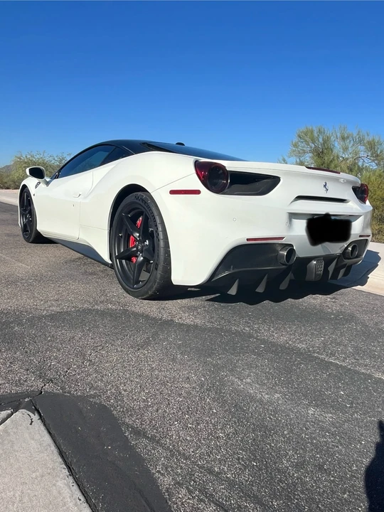 2018 Ferrari 488 GTB - Image 9 of 31