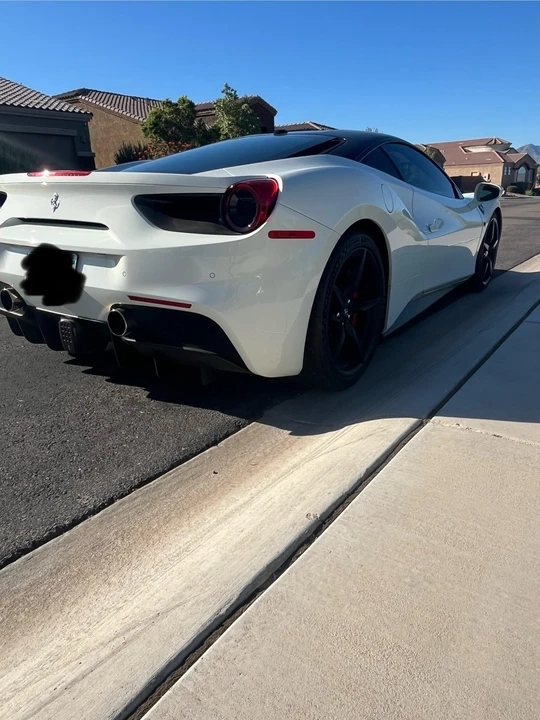 2018 Ferrari 488 GTB - Image 7 of 31