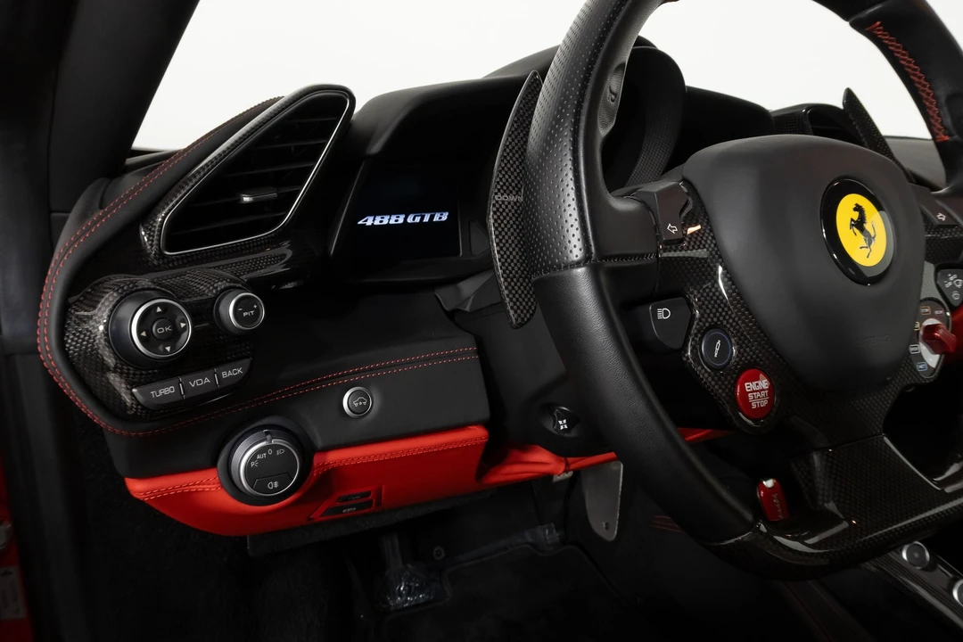 2018 Ferrari 488 GTB - Image 27 of 31
