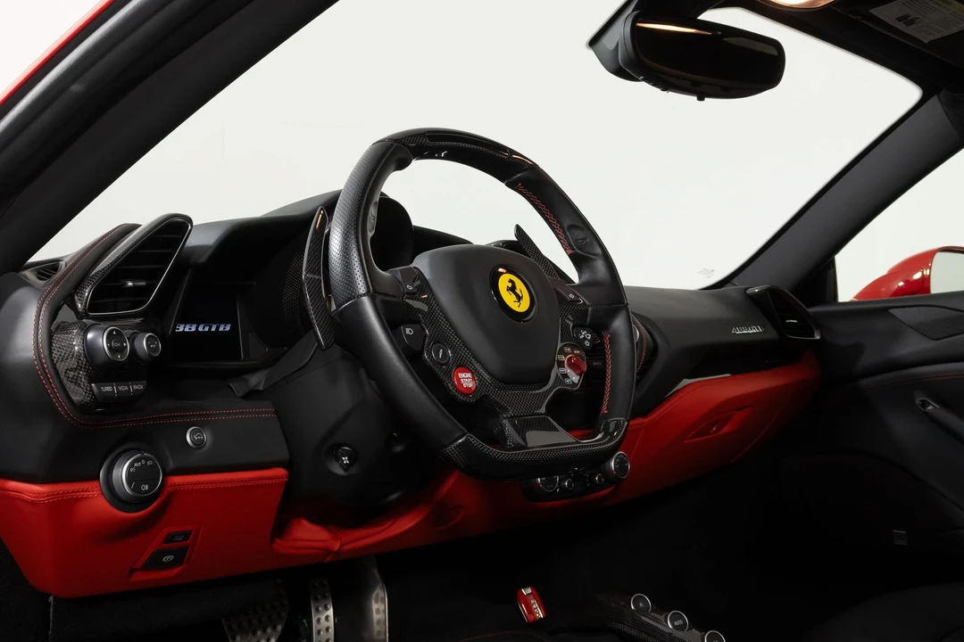 2018 Ferrari 488 GTB - Image 26 of 31