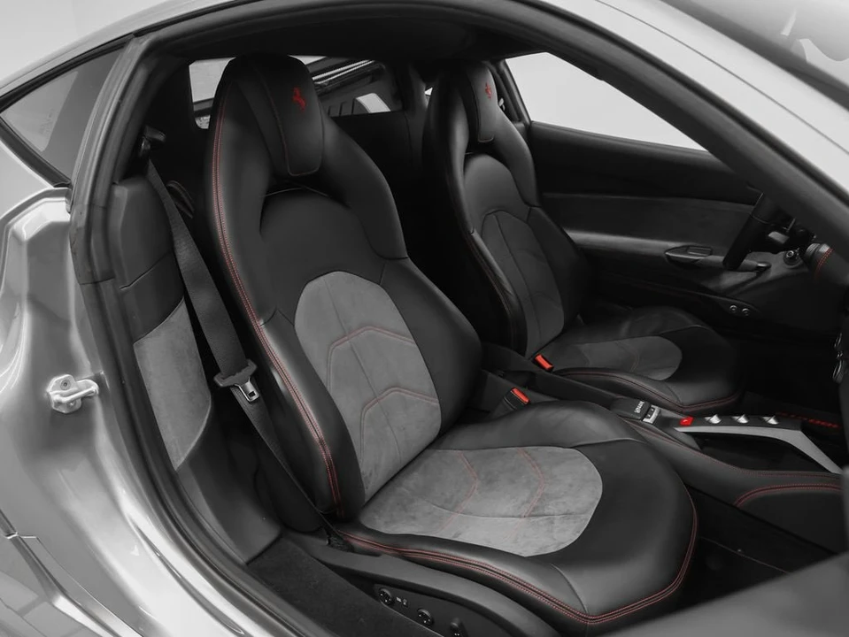 2018 Ferrari 488 GTB - Image 21 of 31
