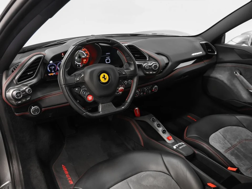 2018 Ferrari 488 GTB - Image 2 of 31