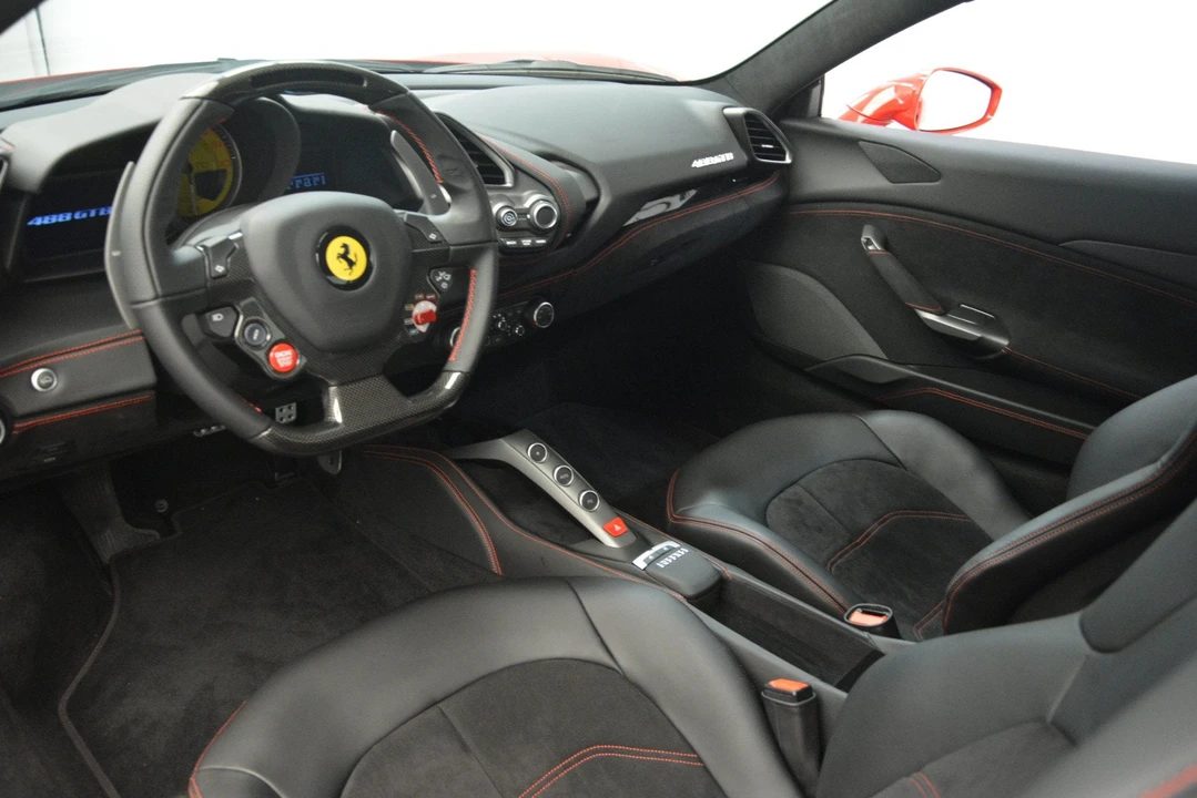 2018 Ferrari 488 GTB - Image 13 of 22