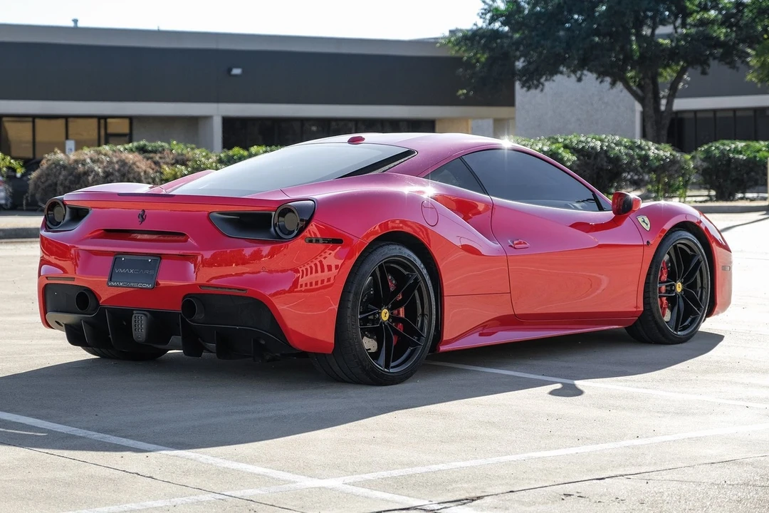 2018 Ferrari 488 GTB - Image 9 of 21