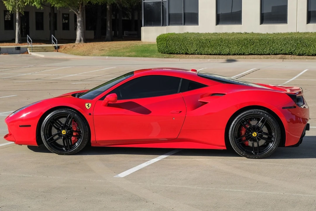 2018 Ferrari 488 GTB - Image 12 of 21