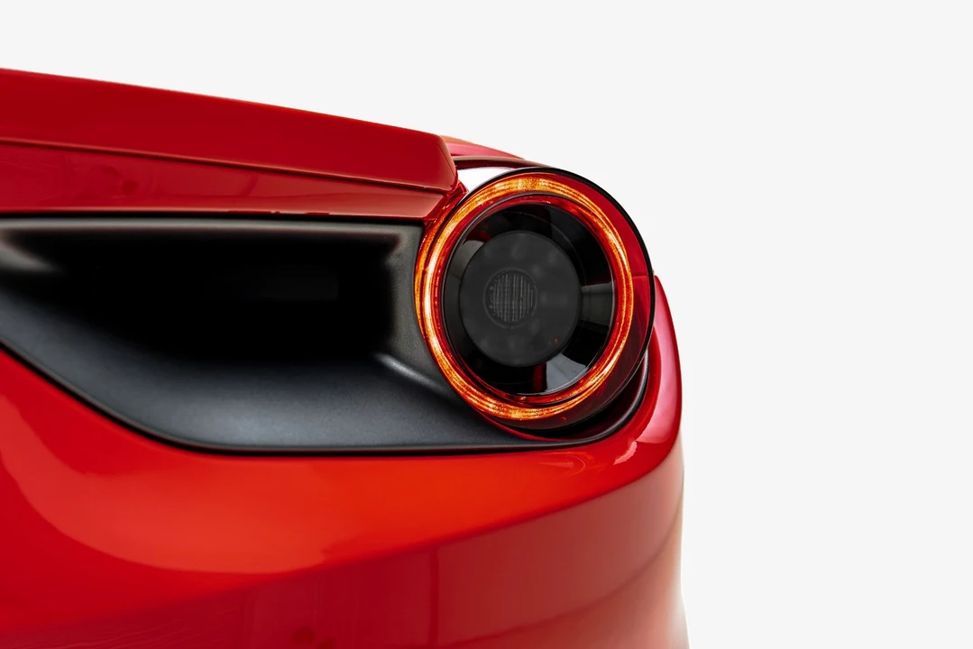 2018 Ferrari 488 GTB - Image 26 of 31