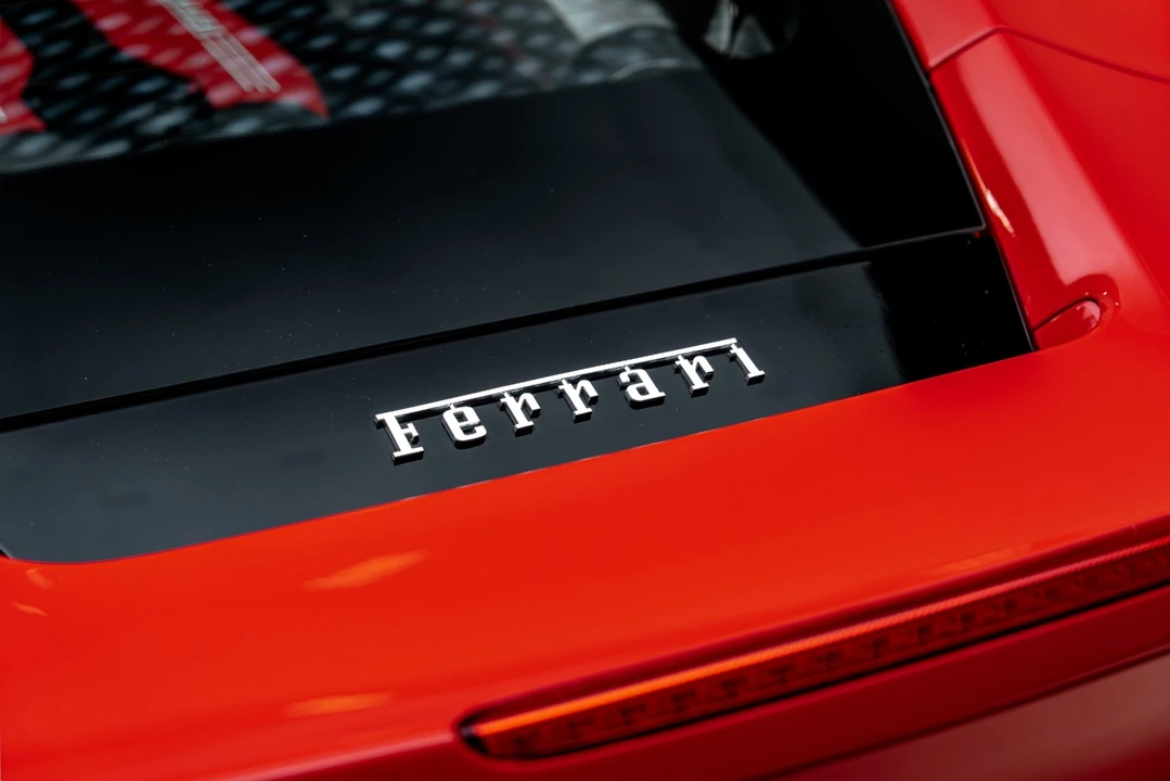 2018 Ferrari 488 GTB - Image 29 of 31