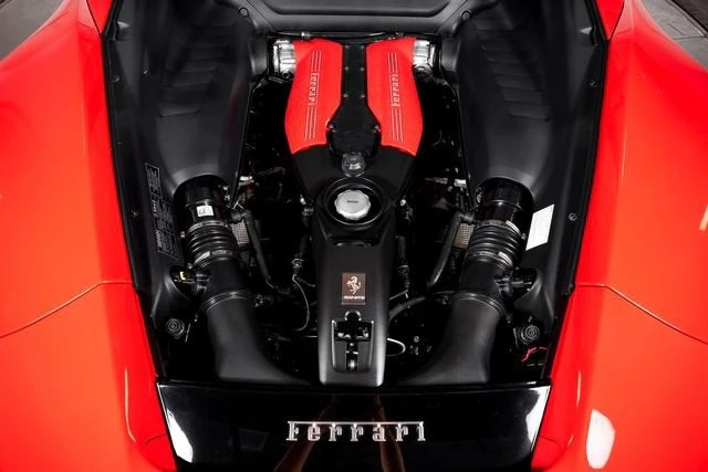 2018 Ferrari 488 GTB - Image 9 of 31
