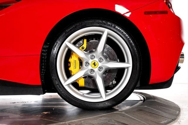 2018 Ferrari 488 GTB - Image 19 of 31