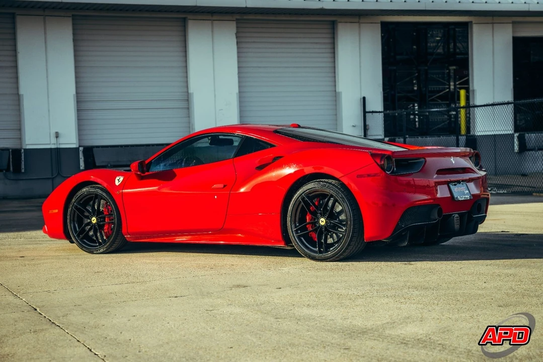 2018 Ferrari 488 GTB - Image 5 of 12