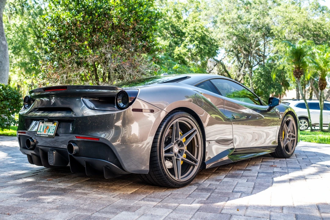 2018 Ferrari 488 GTB - Image 9 of 31