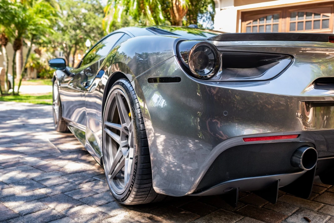 2018 Ferrari 488 GTB - Image 17 of 31