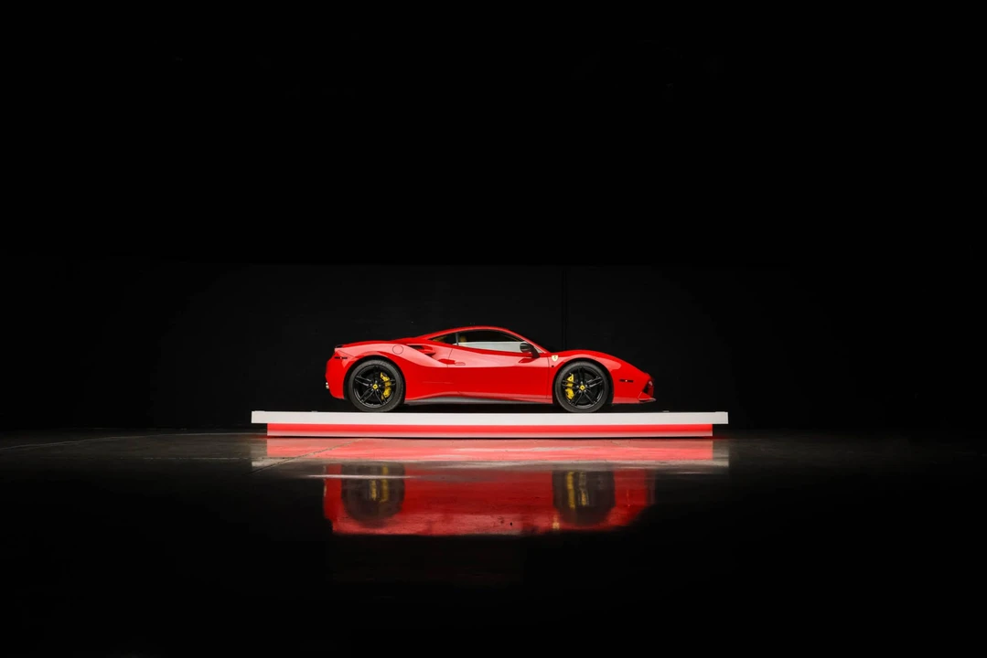 2018 Ferrari 488 GTB - Image 16 of 31