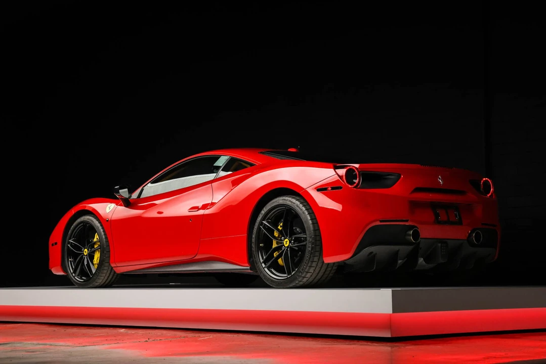 2018 Ferrari 488 GTB - Image 26 of 31