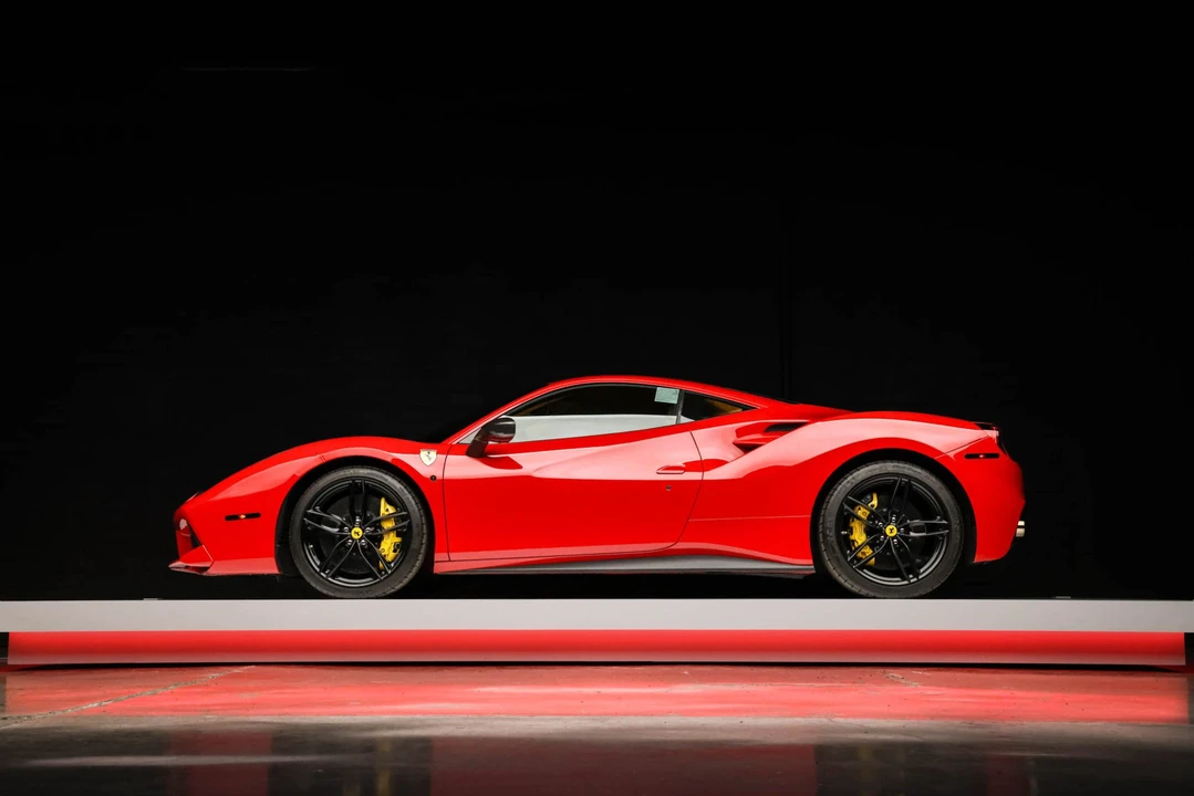 2018 Ferrari 488 GTB - Image 28 of 31