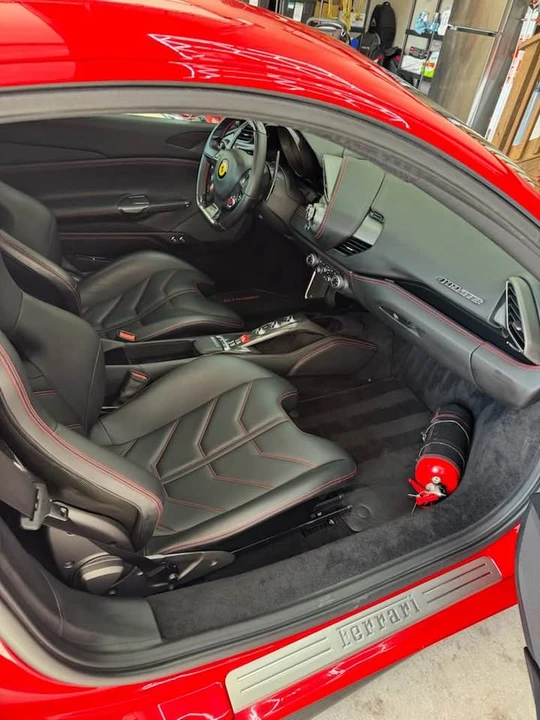 2018 Ferrari 488 GTB - Image 7 of 9