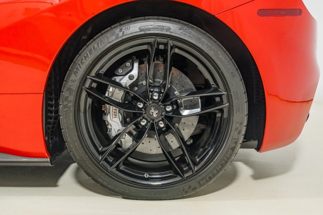 2018 Ferrari 488 GTB - Image 13 of 31