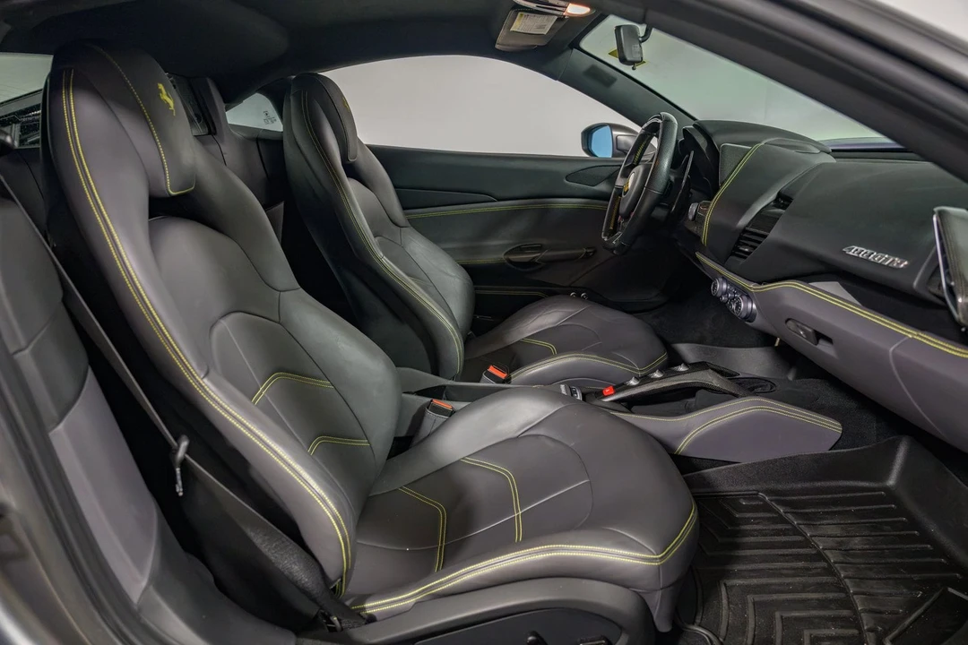 2018 Ferrari 488 GTB - Image 26 of 31