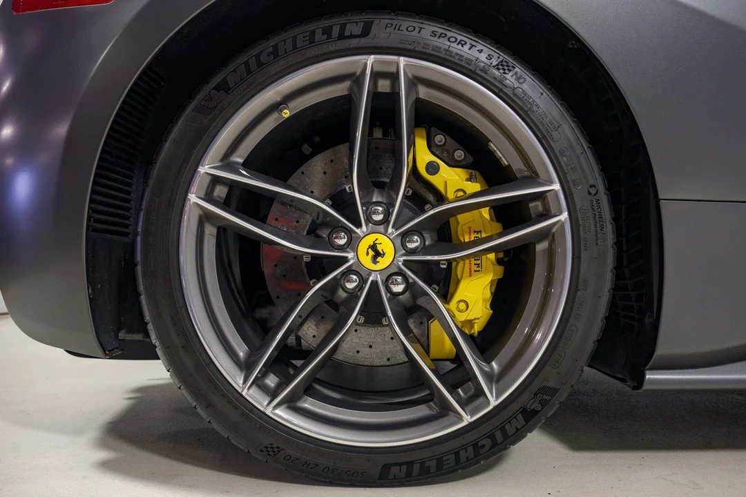 2018 Ferrari 488 GTB - Image 14 of 31