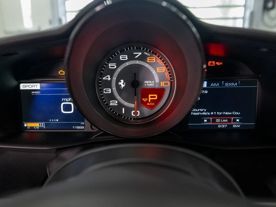 2018 Ferrari 488 GTB - Image 28 of 31