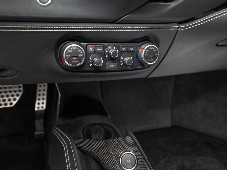 2018 Ferrari 488 GTB - Image 31 of 31
