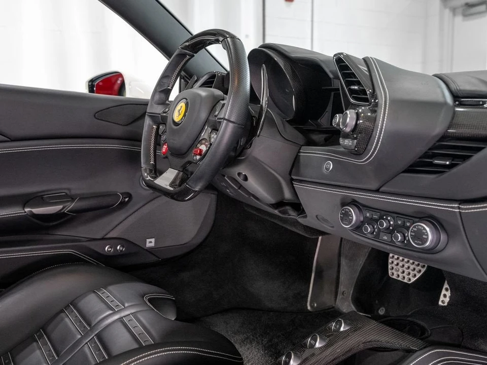 2018 Ferrari 488 GTB - Image 18 of 31