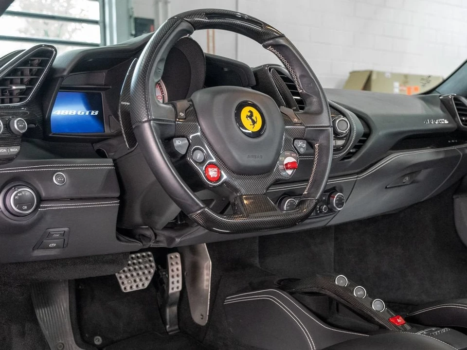2018 Ferrari 488 GTB - Image 22 of 31
