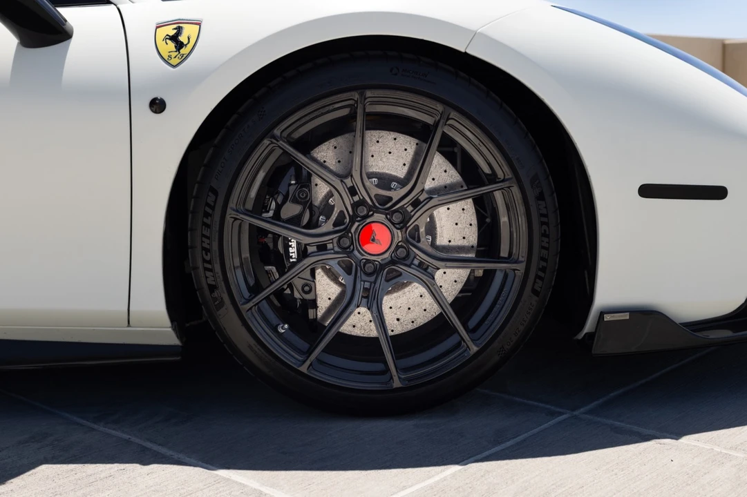 2018 Ferrari 488 GTB - Image 22 of 31