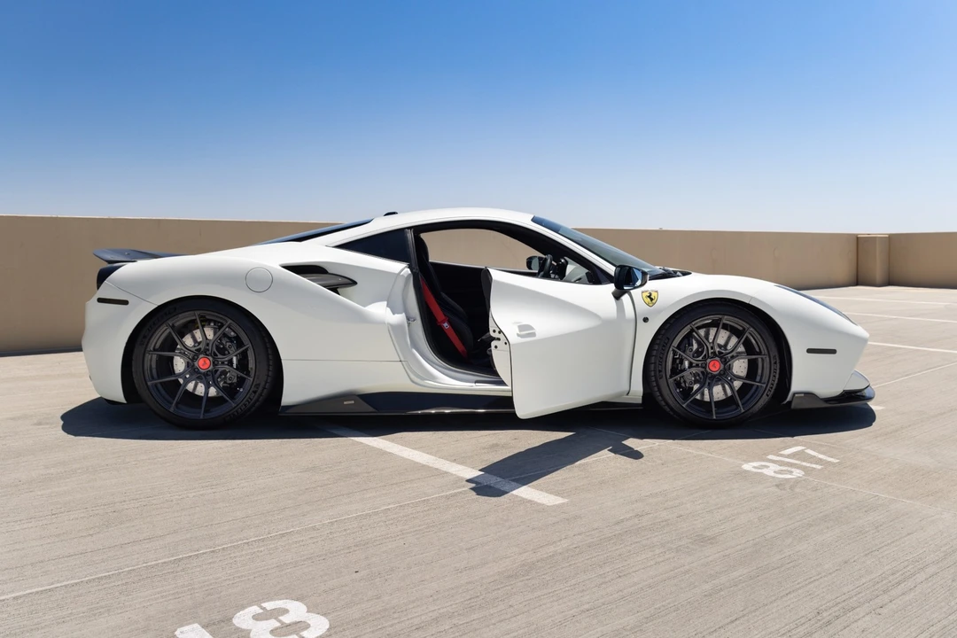 2018 Ferrari 488 GTB - Image 19 of 31