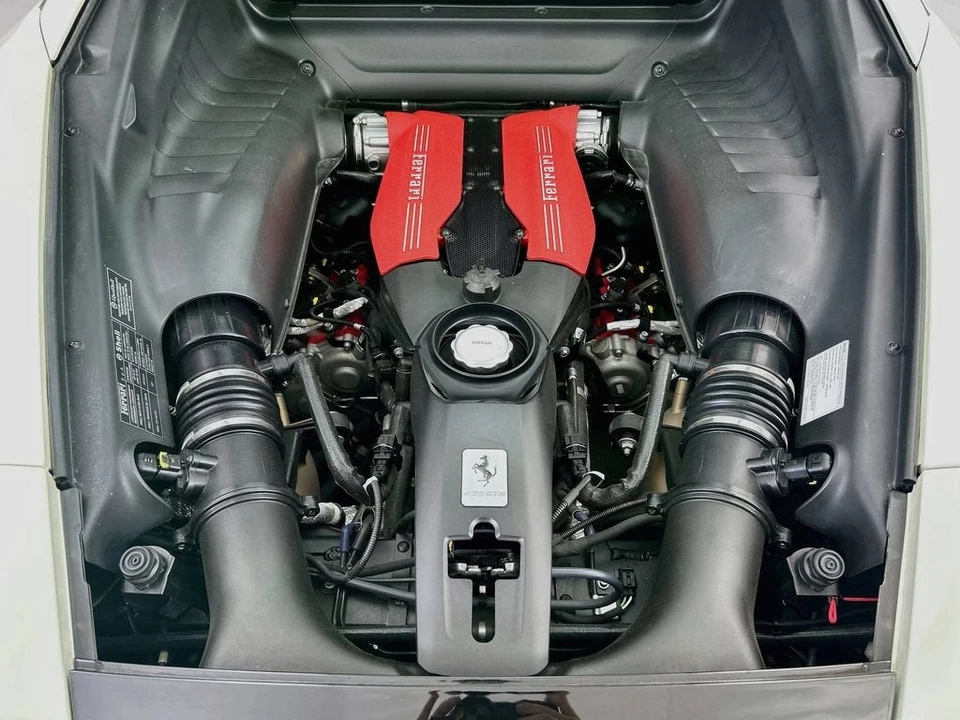 2018 Ferrari 488 GTB - Image 23 of 31