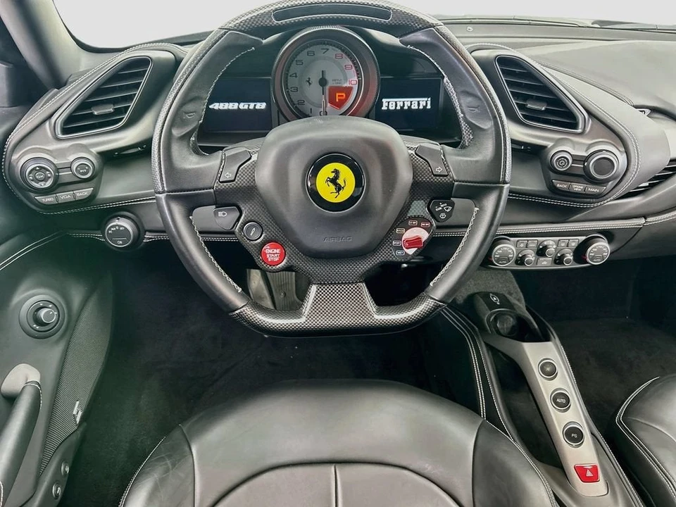 2018 Ferrari 488 GTB - Image 10 of 31